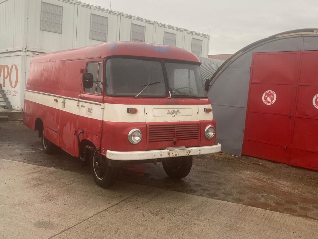 25800DCE-7467-499E-BBA2-18B1CC644454