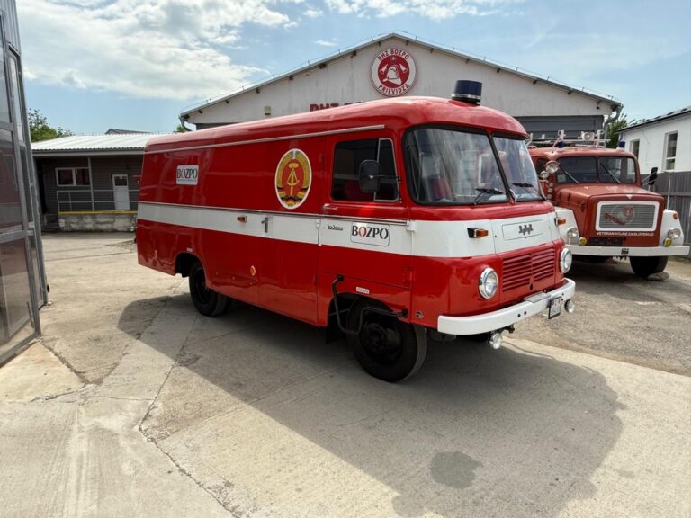 Hasičské vozidlo Robur LO 3000