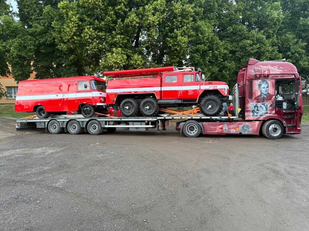 7723c90f-9964-47da-b906-24135d74d47f